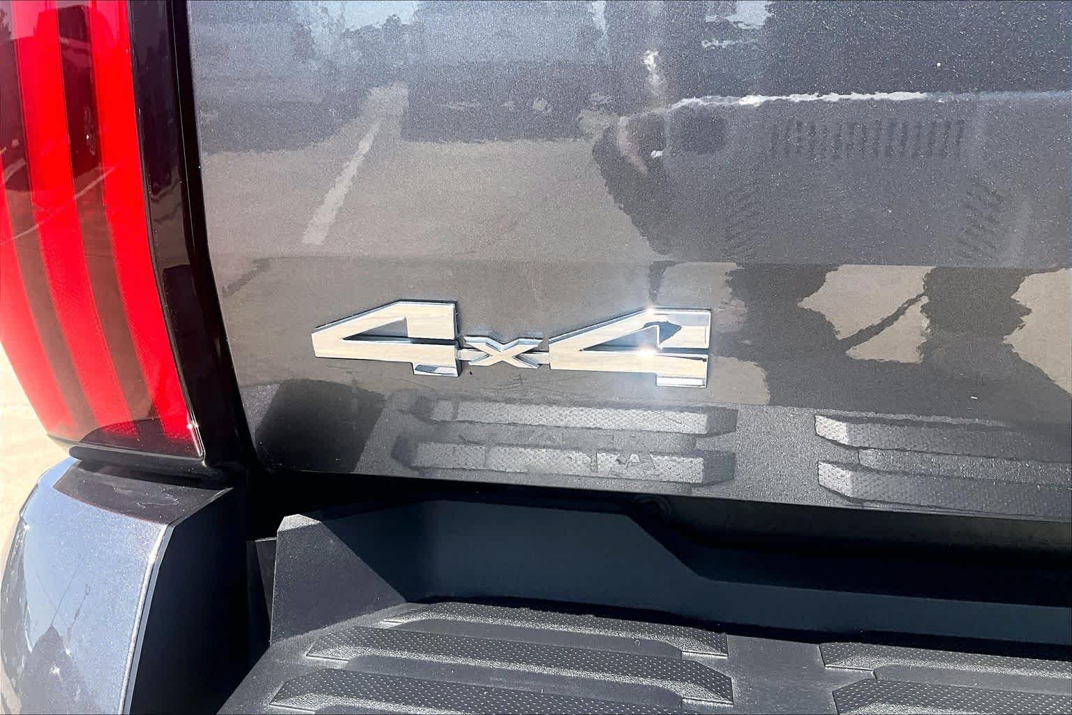 Used 2025 Magnetic Gray Metallic Toyota SR5 image 10