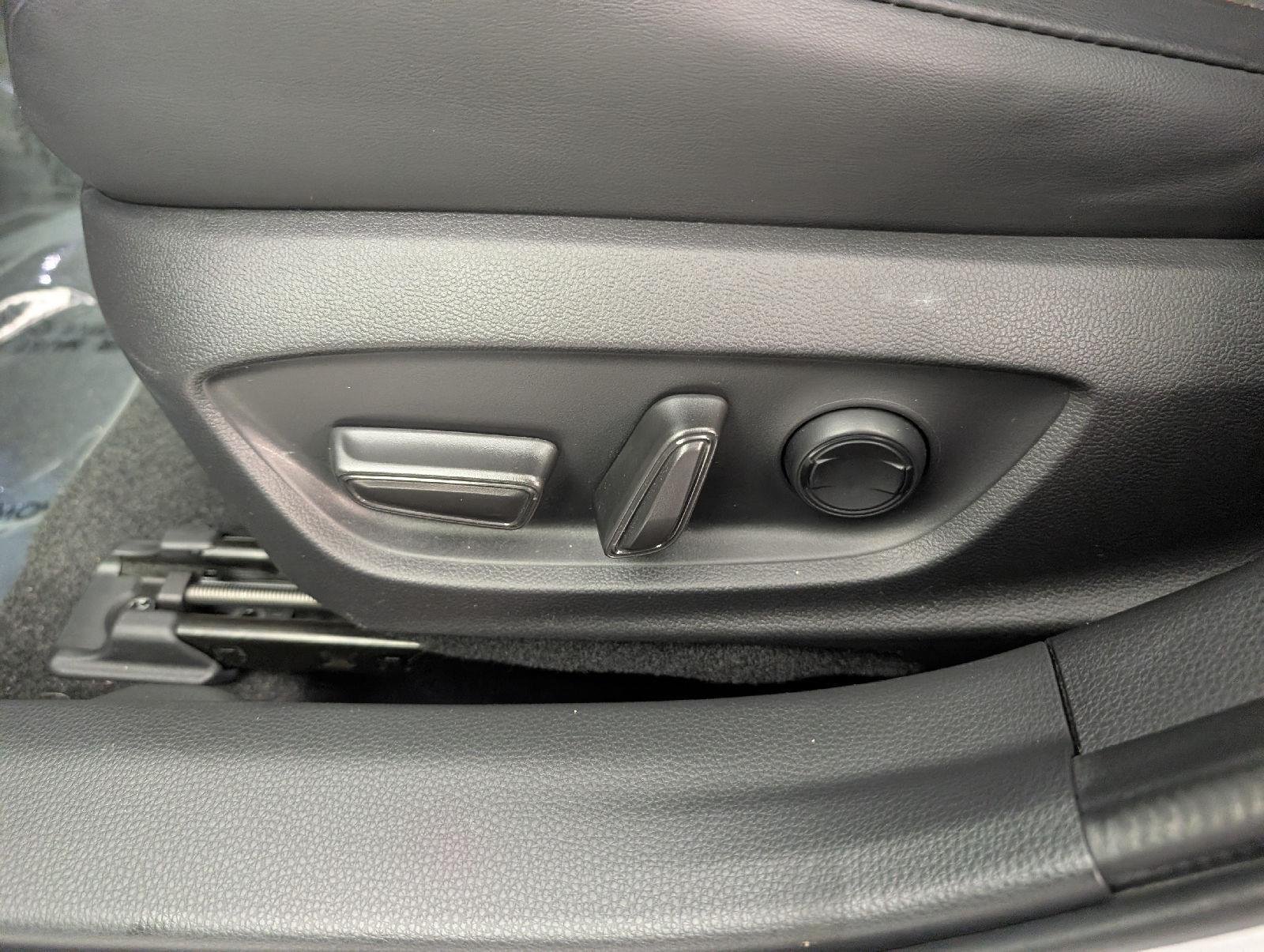 Used 2023 Wind Chill Pearl Toyota XSE image 15