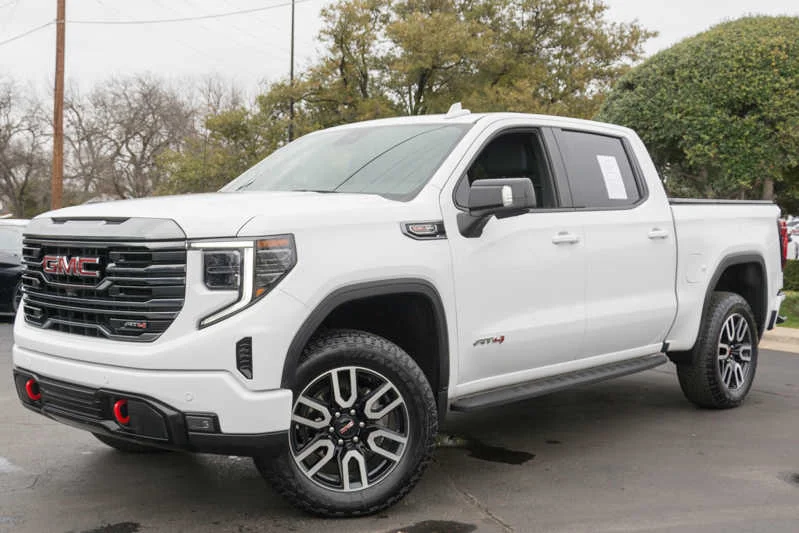 2024 GMC Sierra 4WD Crew Cab Short Box AT4's photo