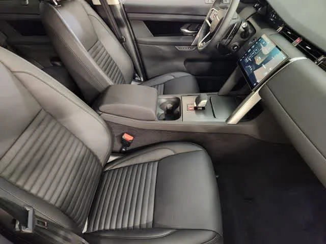 Used 2025 Fuji White Land Rover S image 3