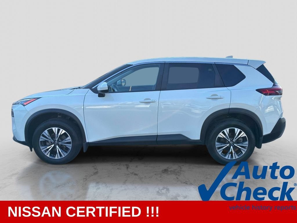 Used 2023 White Nissan SV image 4