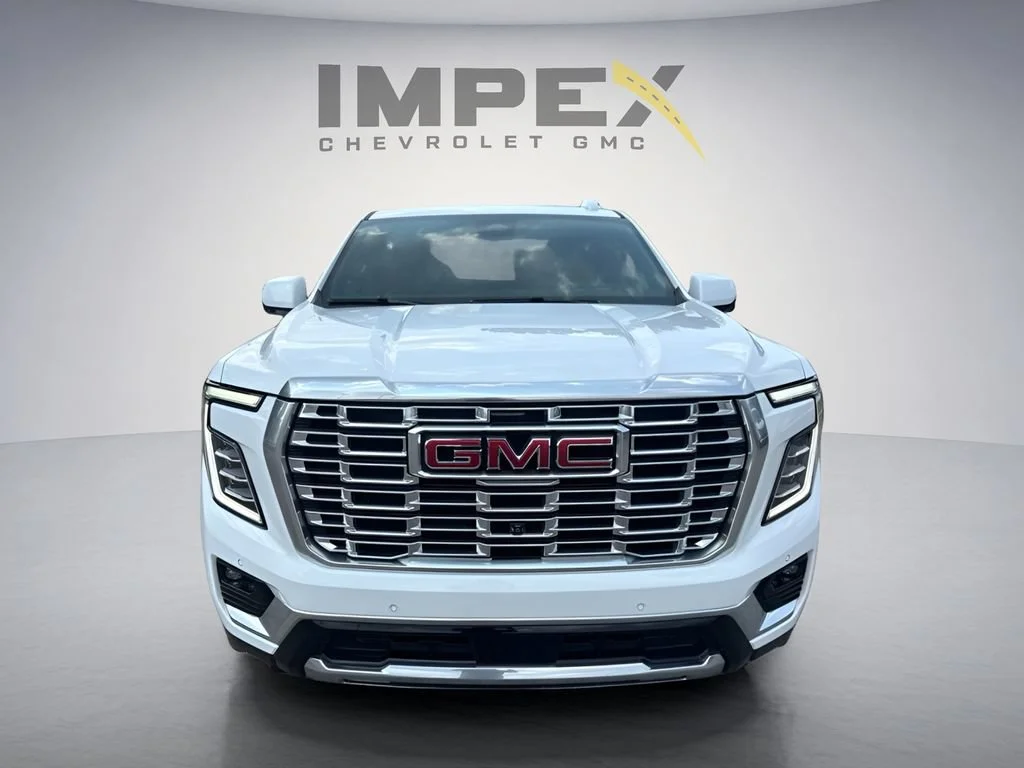 Used 2025 Summit White GMC Denali image 8