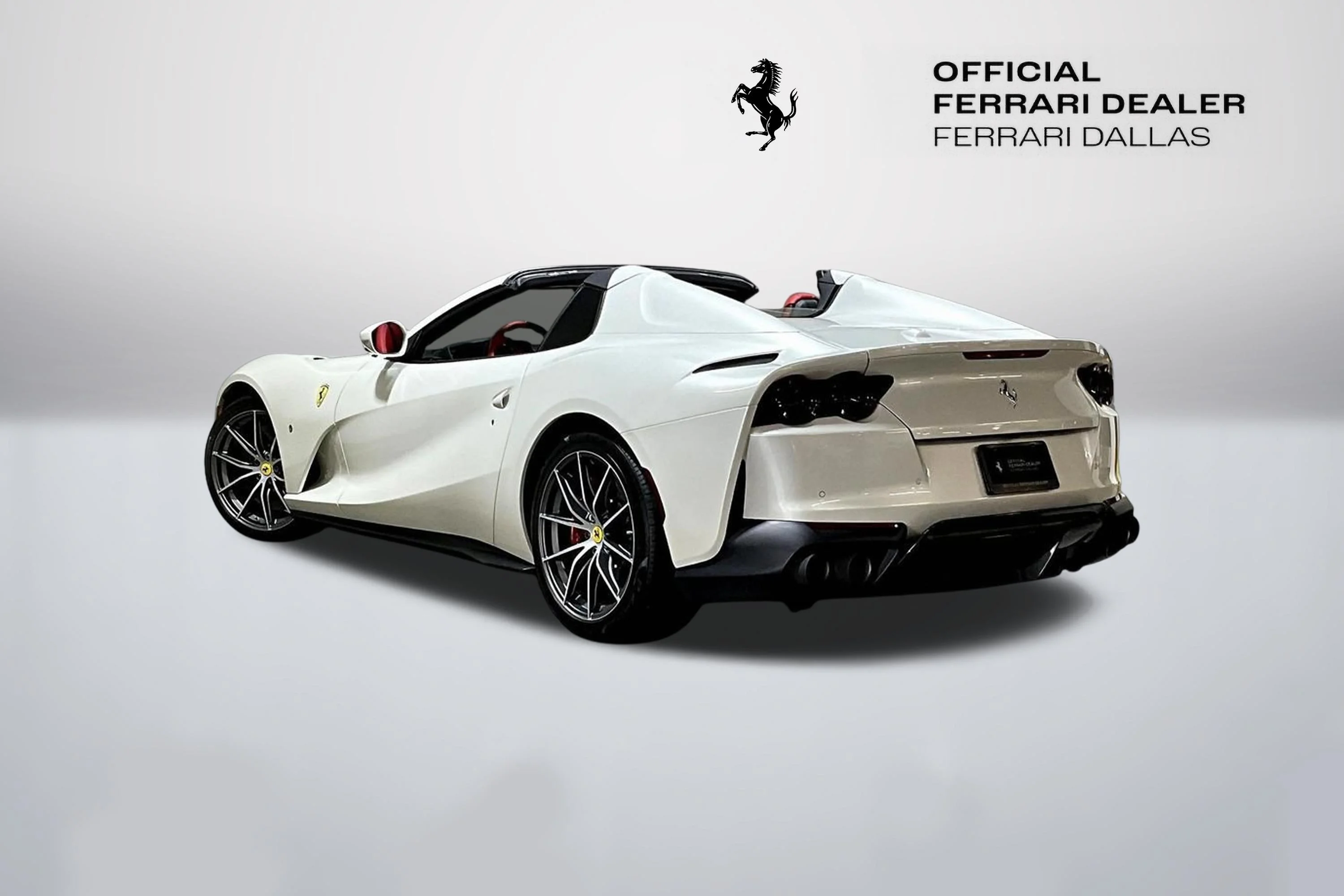 Used 2021 Bianco Italia Ferrari  image 5