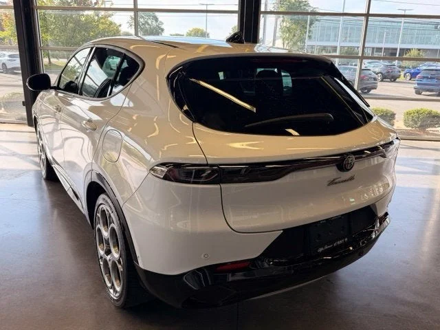 Used 2024 Alfa White Alfa Romeo Ti image 3