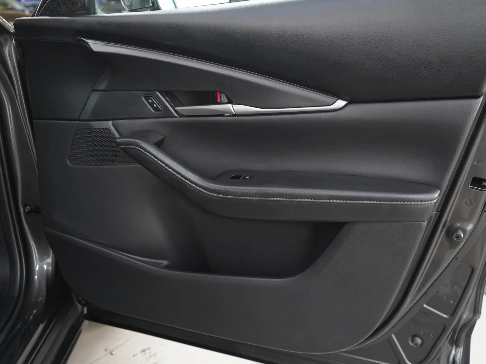 Used 2023 Machine Gray Metallic Mazda 2.5 S Select Package image 9