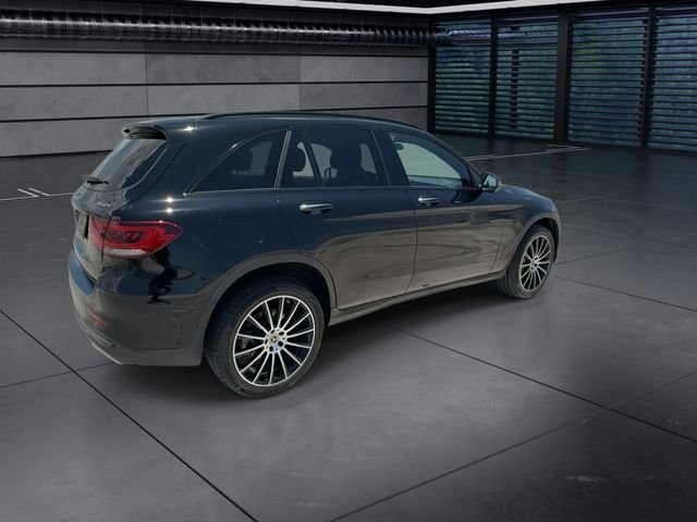 Used 2022 Black Mercedes-Benz GLC 300 image 8