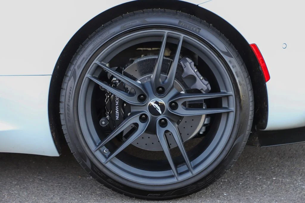 2019 Aston Martin DBS Superleggera Base - Photo 64