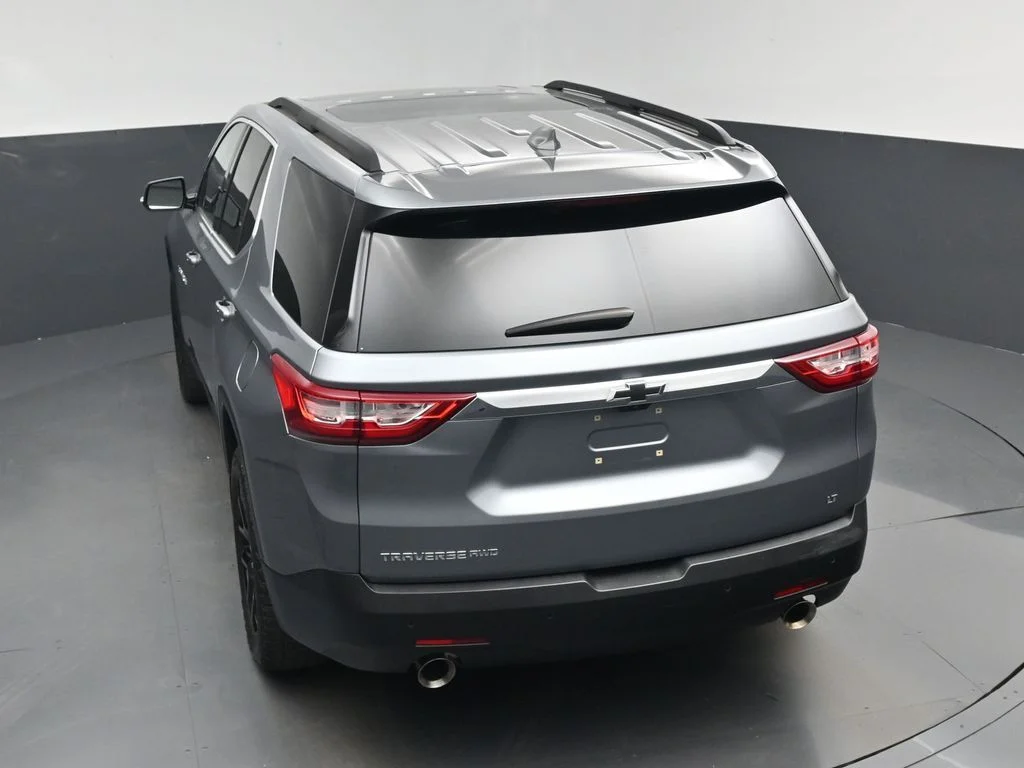 Used 2019 Gray Chevrolet 3LT image 23