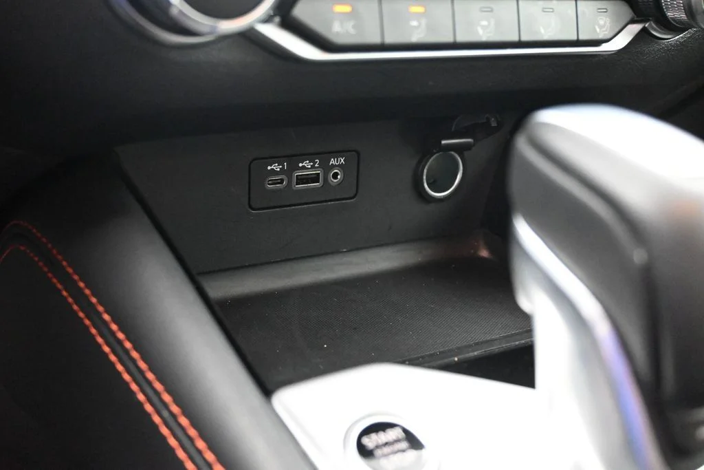Used 2025 Black Nissan 2.5 SR image 26