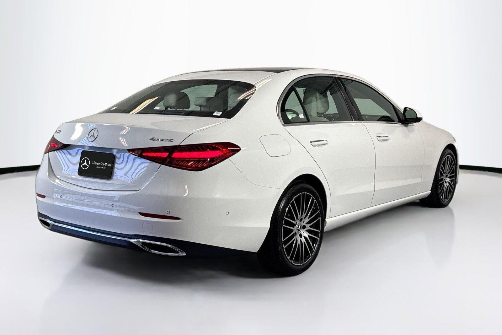 New 2026 Polar White Mercedes-Benz C 300 image 5