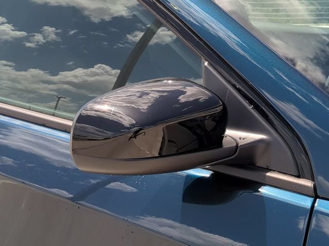 New 2026 Fathom Blue Pearl-Coat Exterior Paint Jeep Latitude image 12