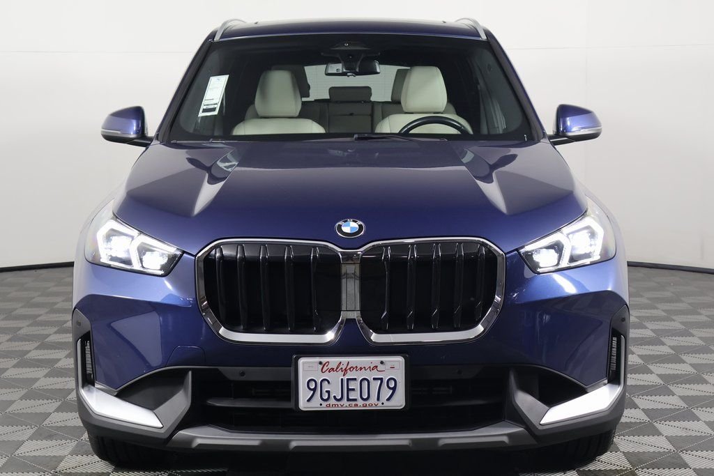 Certified Used 2023 Phytonic Blue Metallic BMW xDrive28i image 2