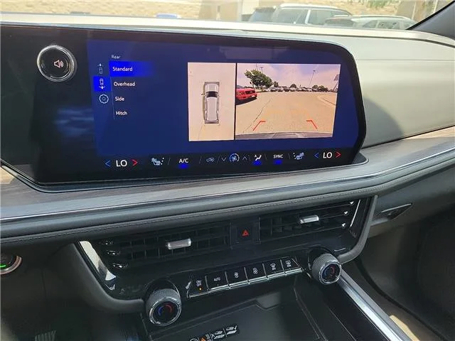 Used 2025 White Chevrolet LT 4x2 image 14