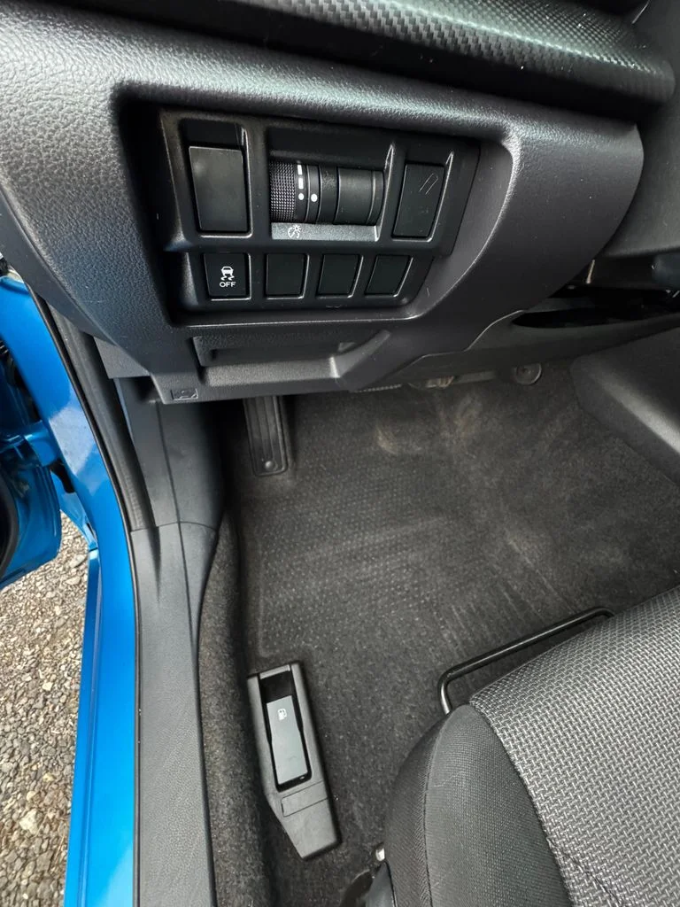Used 2020 Ocean Blue Pearl Subaru Premium image 14
