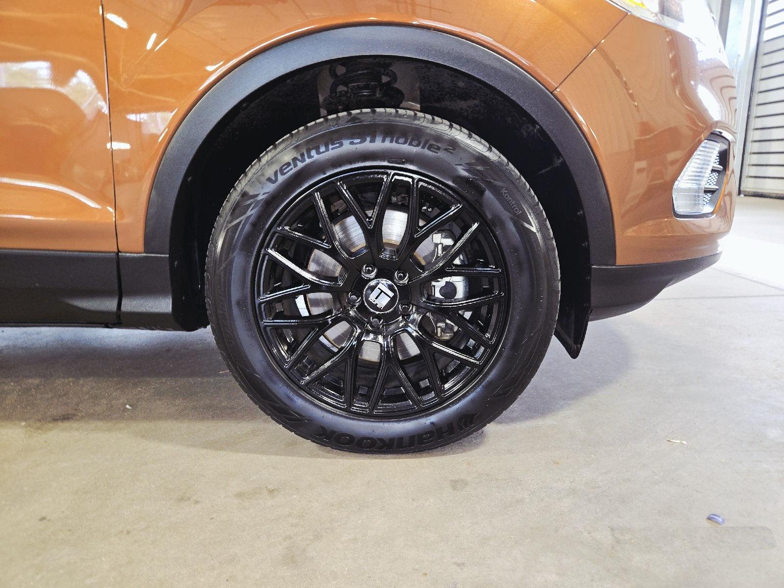 Used 2017 Canyon Ridge Ford SE image 40