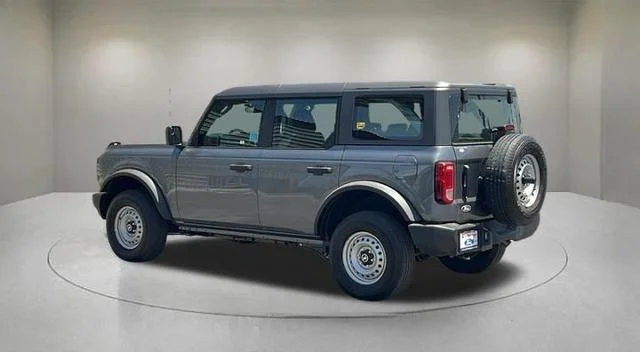 New 2026 Carbonized Gray Metallic Ford Base image 25