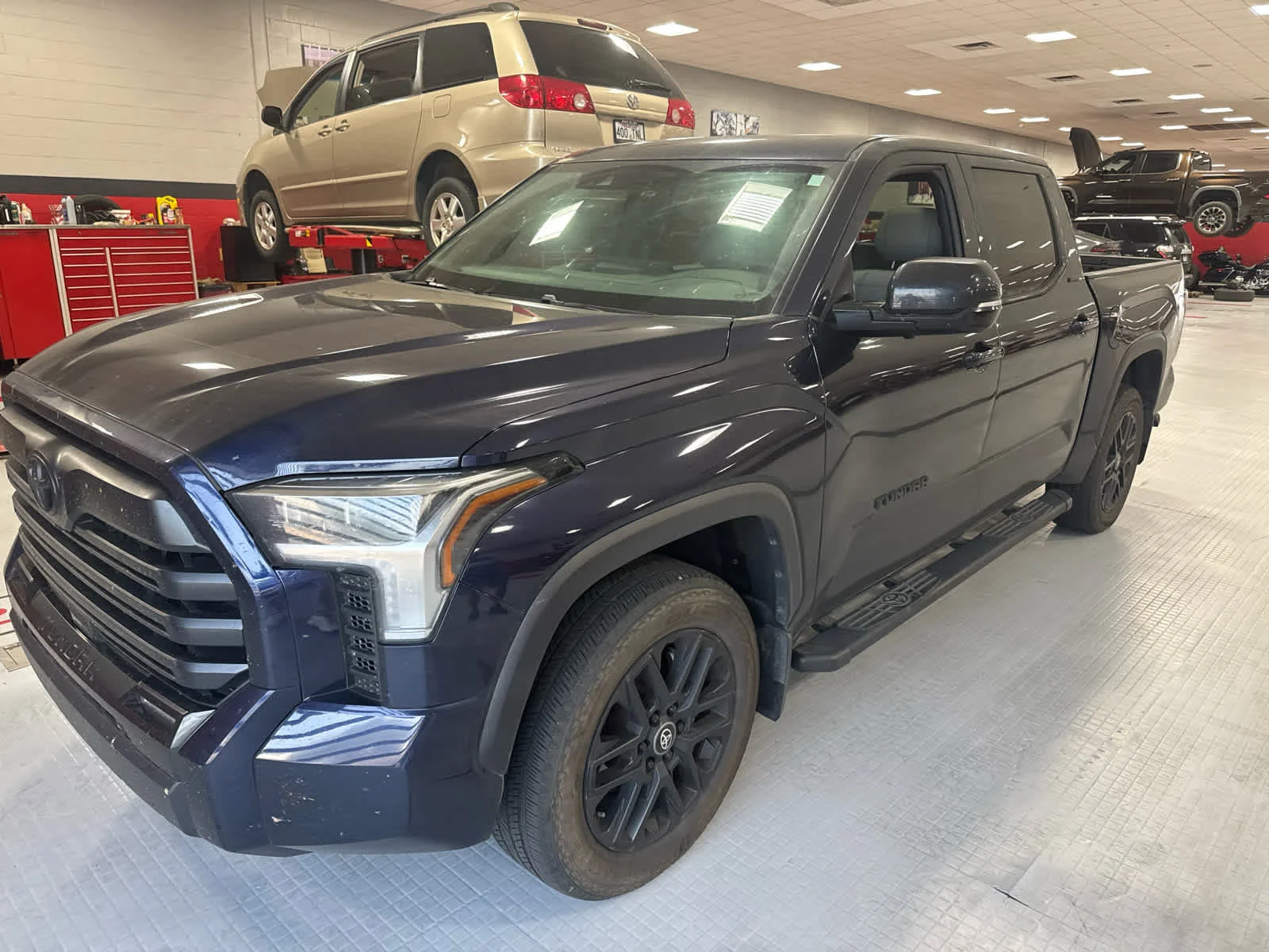 Used 2025 Toyota Tundra Limited with VIN 5TFWA5DB3SX303400 for sale in Little Rock
