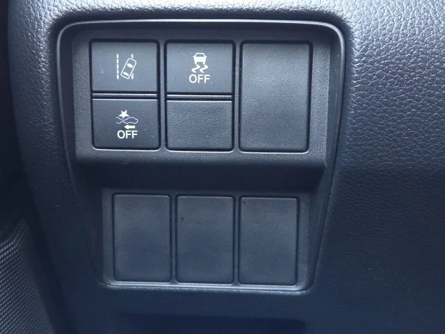 Used 2019  Honda EX image 21