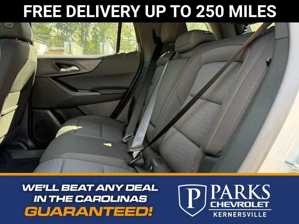 2027 Chevrolet Equinox LT - Photo 13
