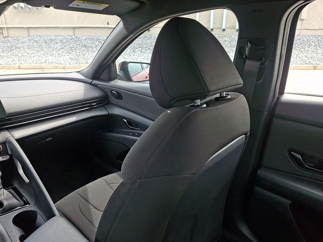 2025 Hyundai Elantra SEL - Photo 16