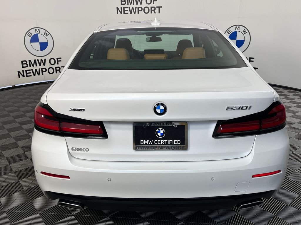 Used 2023 White BMW 530i xDrive image 12