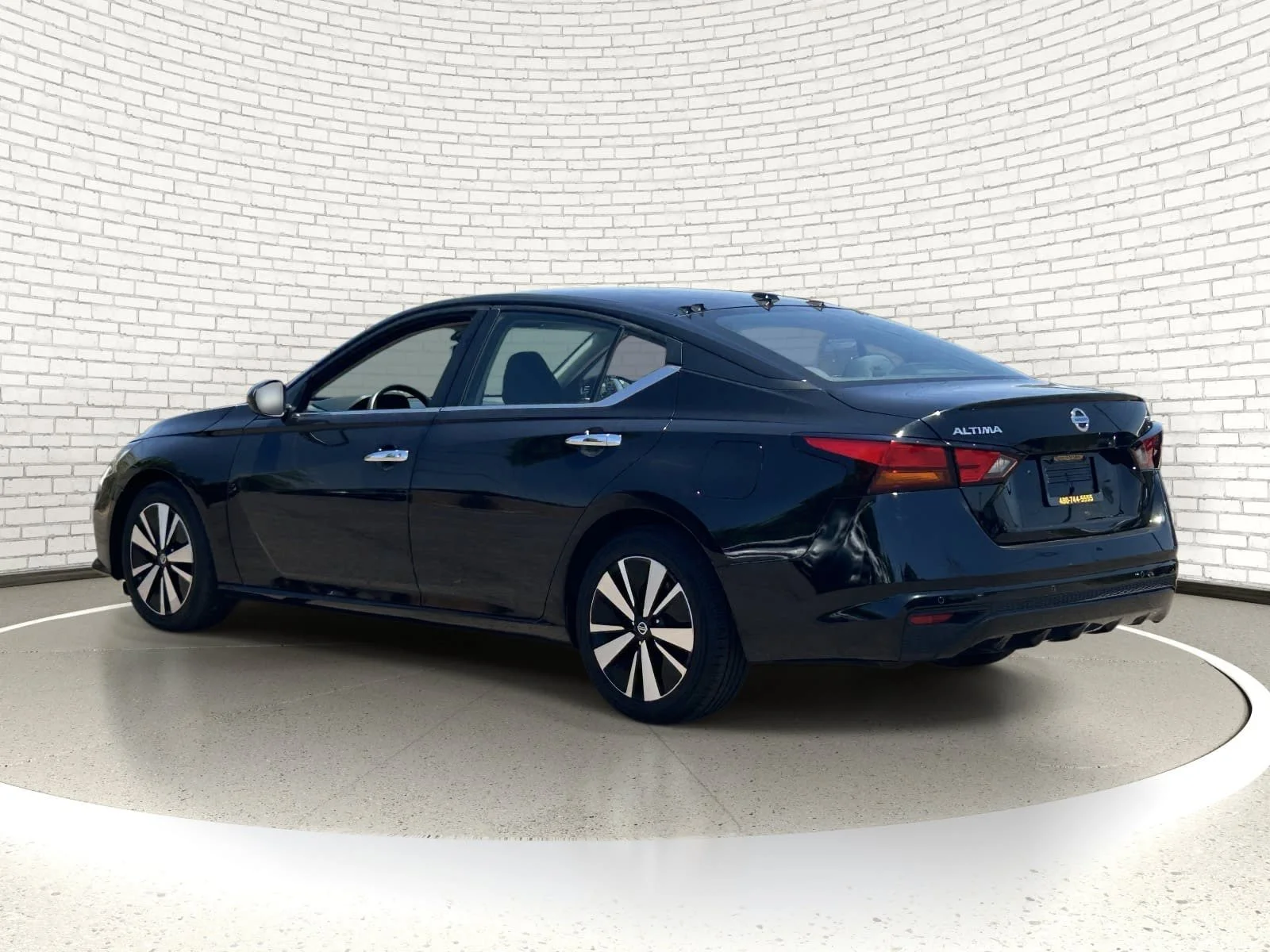 2022 Nissan Altima SV - Photo 9