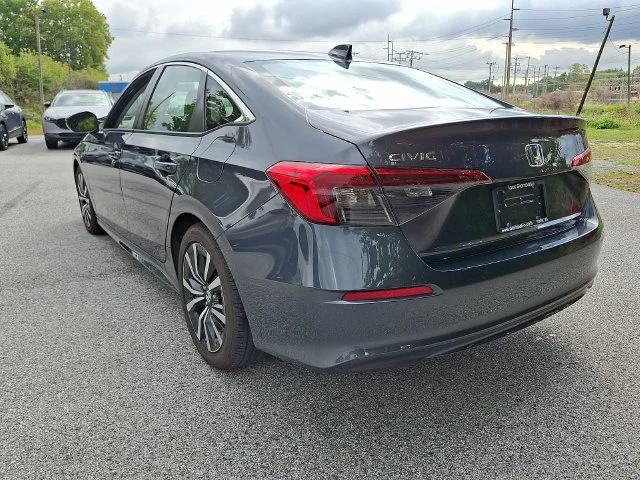 Used 2024 Gray Honda EX image 5