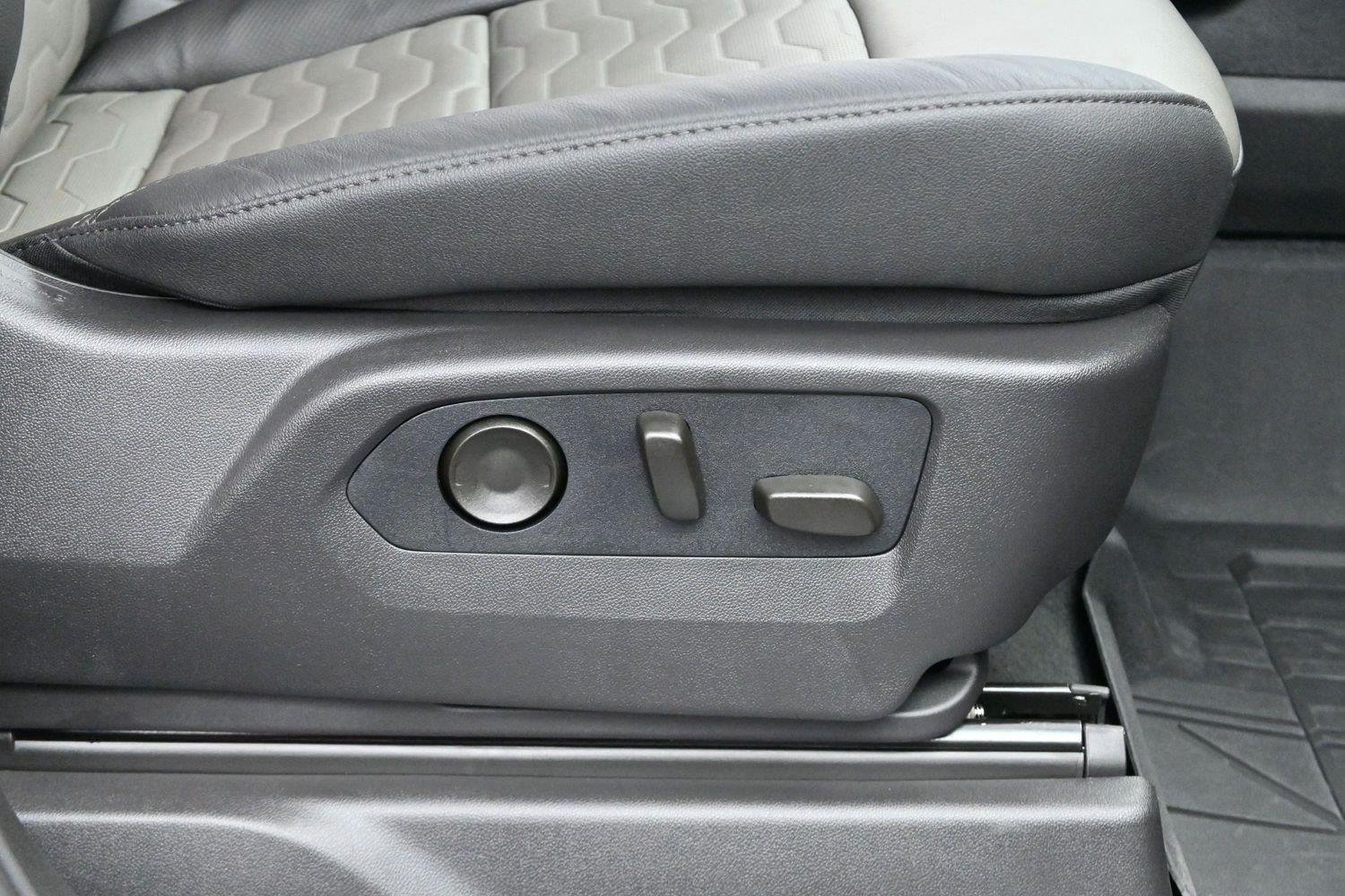 Used 2026 Cypress Gray Chevrolet ZR2 image 32
