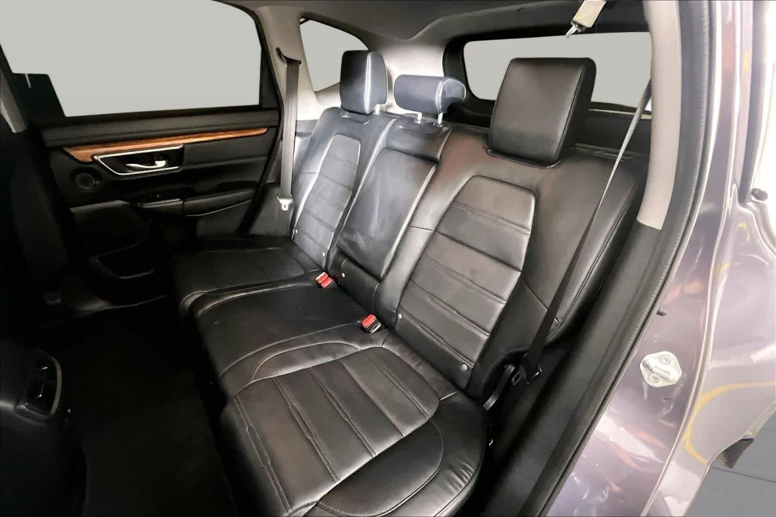Used 2021 Modern Steel Metallic Honda Touring image 18