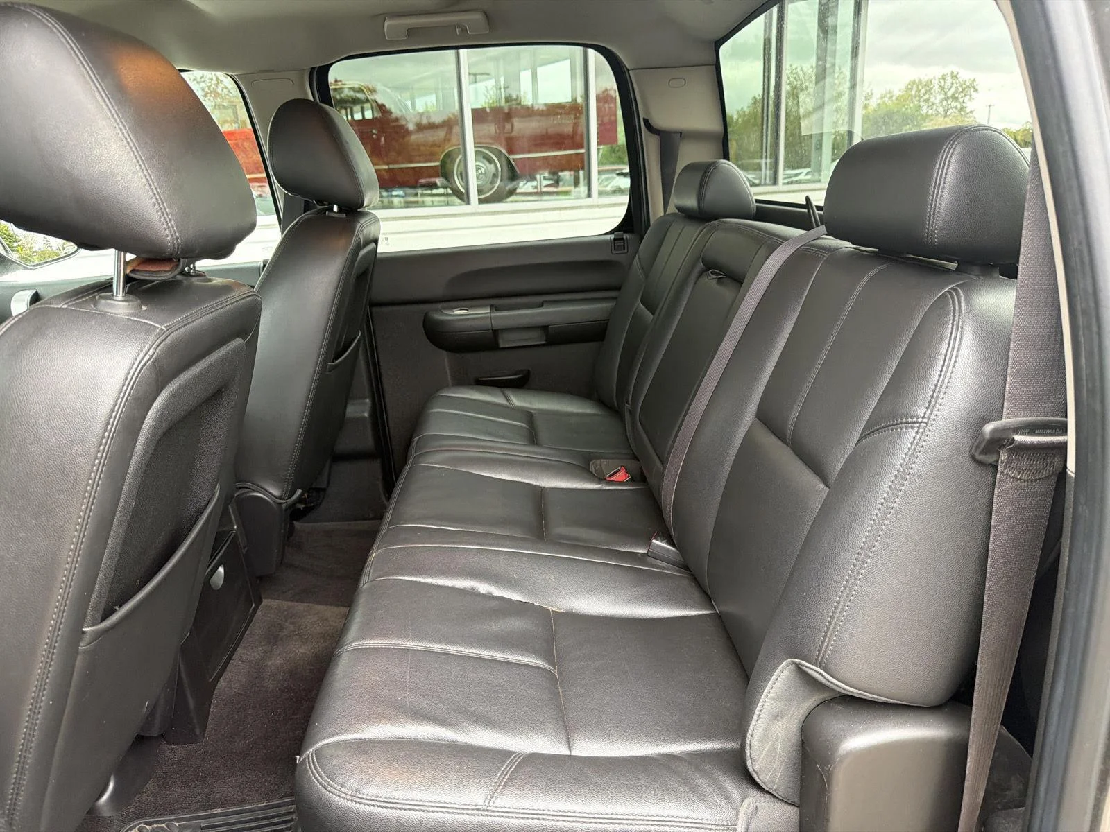 Used 2012 STEEL GRAY METALLIC GMC SLE image 29