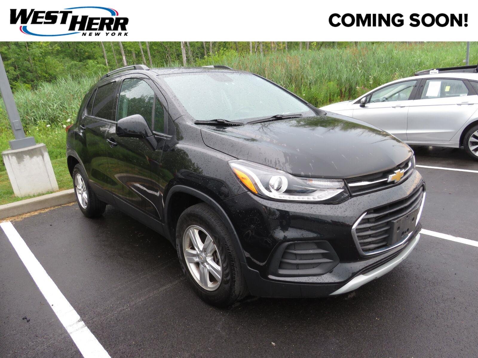 Used 2022 Mosaic Black Metallic Chevrolet LT image 1