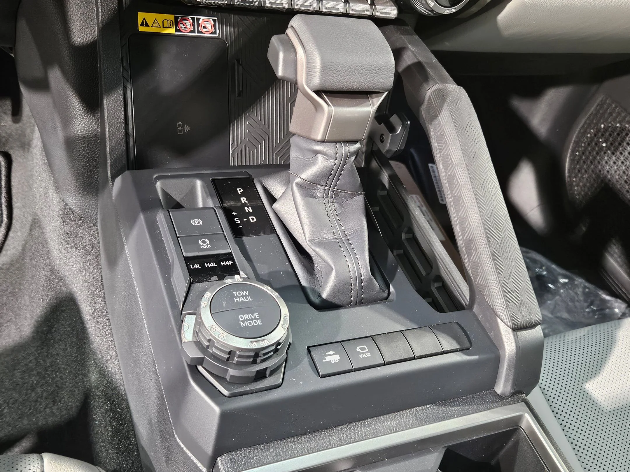 New 2026 Wind Chill Pearl Toyota Limited Hybrid image 20