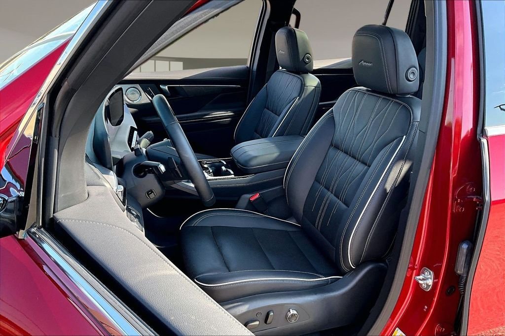 Used 2025 Red Buick Avenir image 27