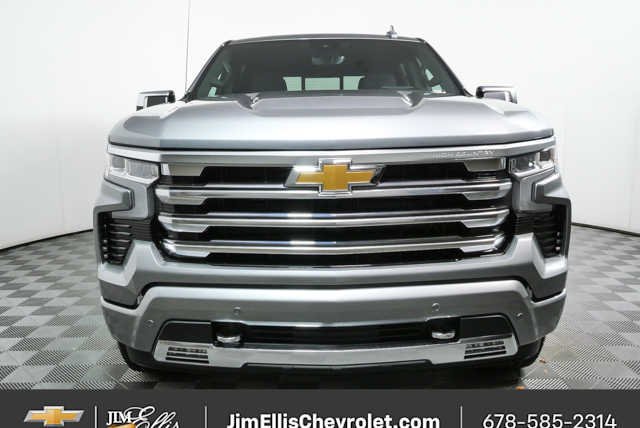 New 2026 Sterling Gray Metallic Chevrolet High Country image 34
