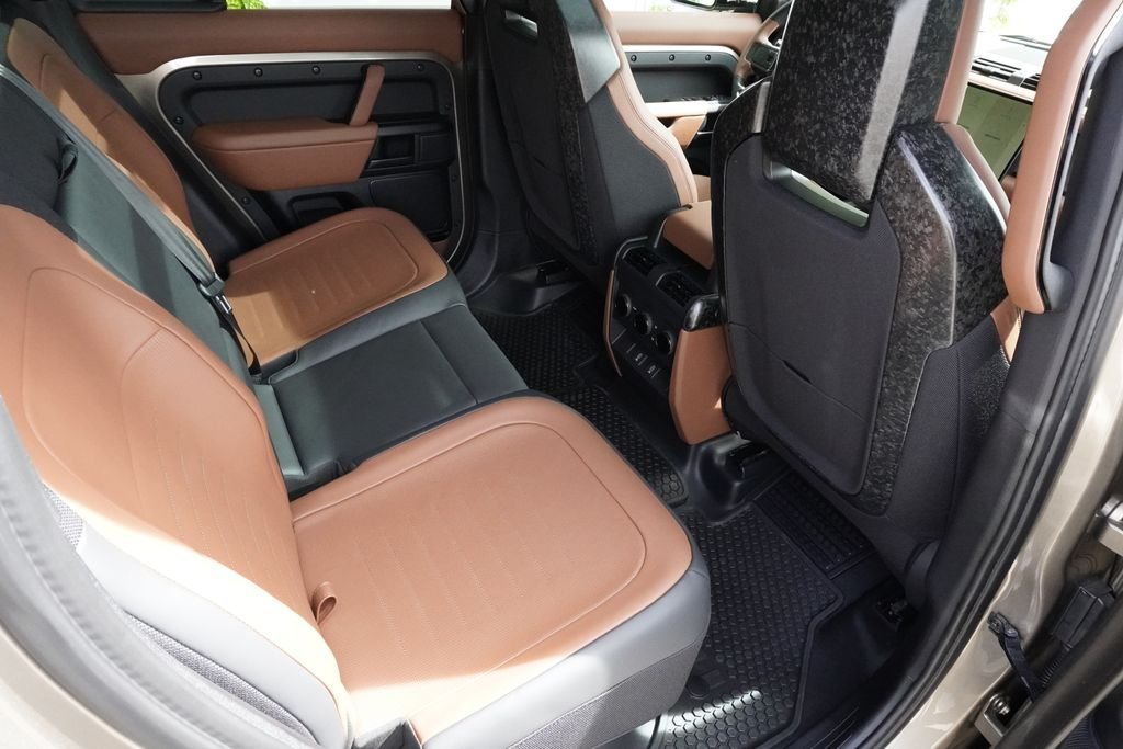 New 2026 Petra Copper LAND ROVER OCTA image 26