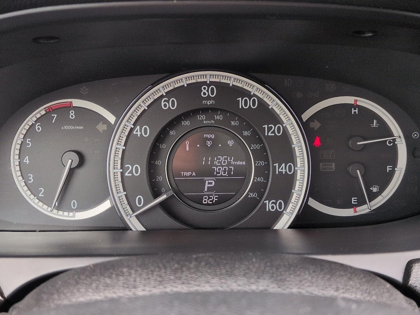 Used 2014  Honda EX image 2