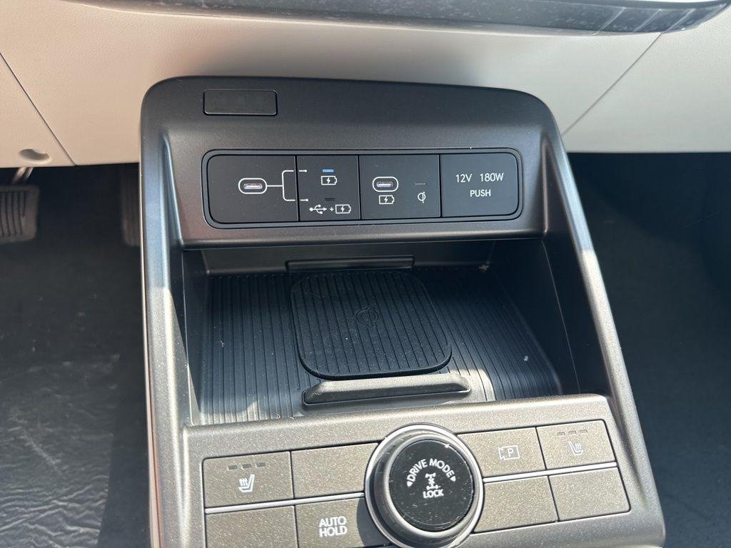 New 2026 Green Hyundai SEL Premium AWD image 15