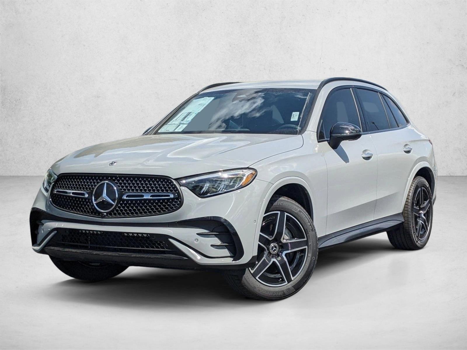 2026 Mercedes-Benz GLC GLC 300 4MATIC's photo