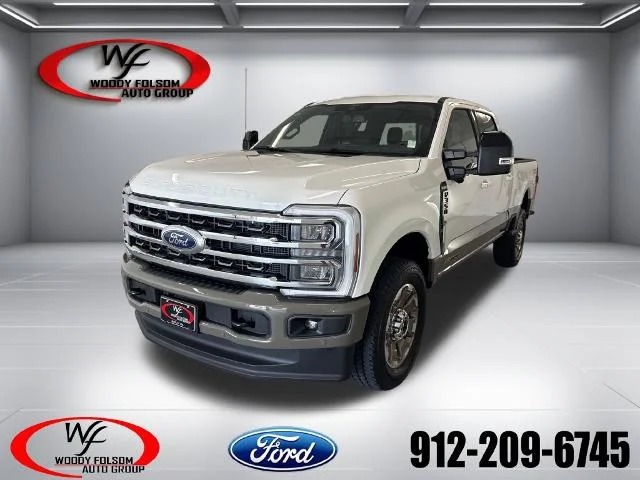 New 2026 Star White Metallic Tri-Coat Ford F-350® King Ranch® image 20