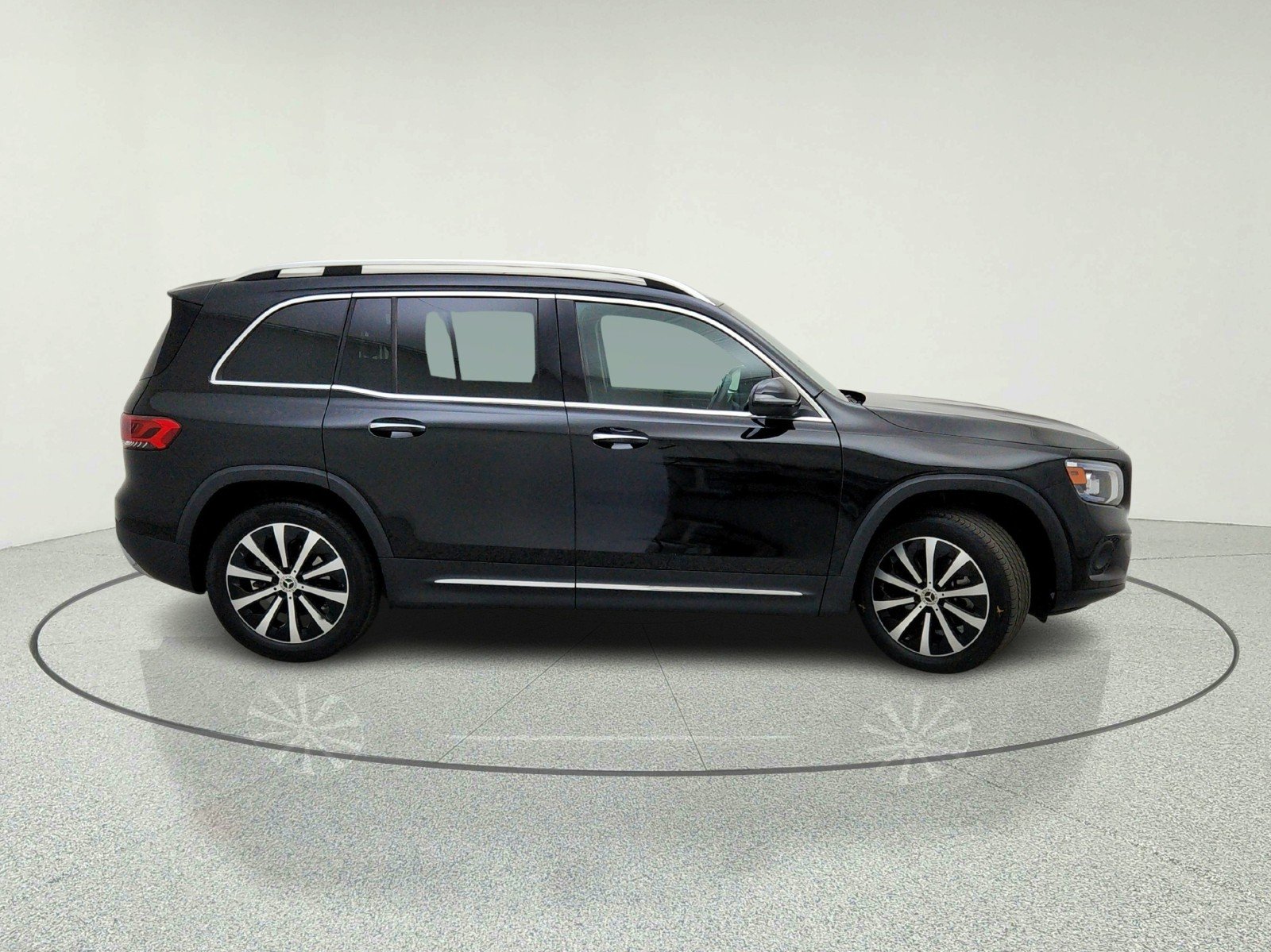 Certified Used 2023 Night Black Mercedes-Benz GLB 250 image 12