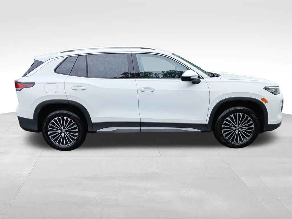 2025 Volkswagen Tiguan S - Photo 6