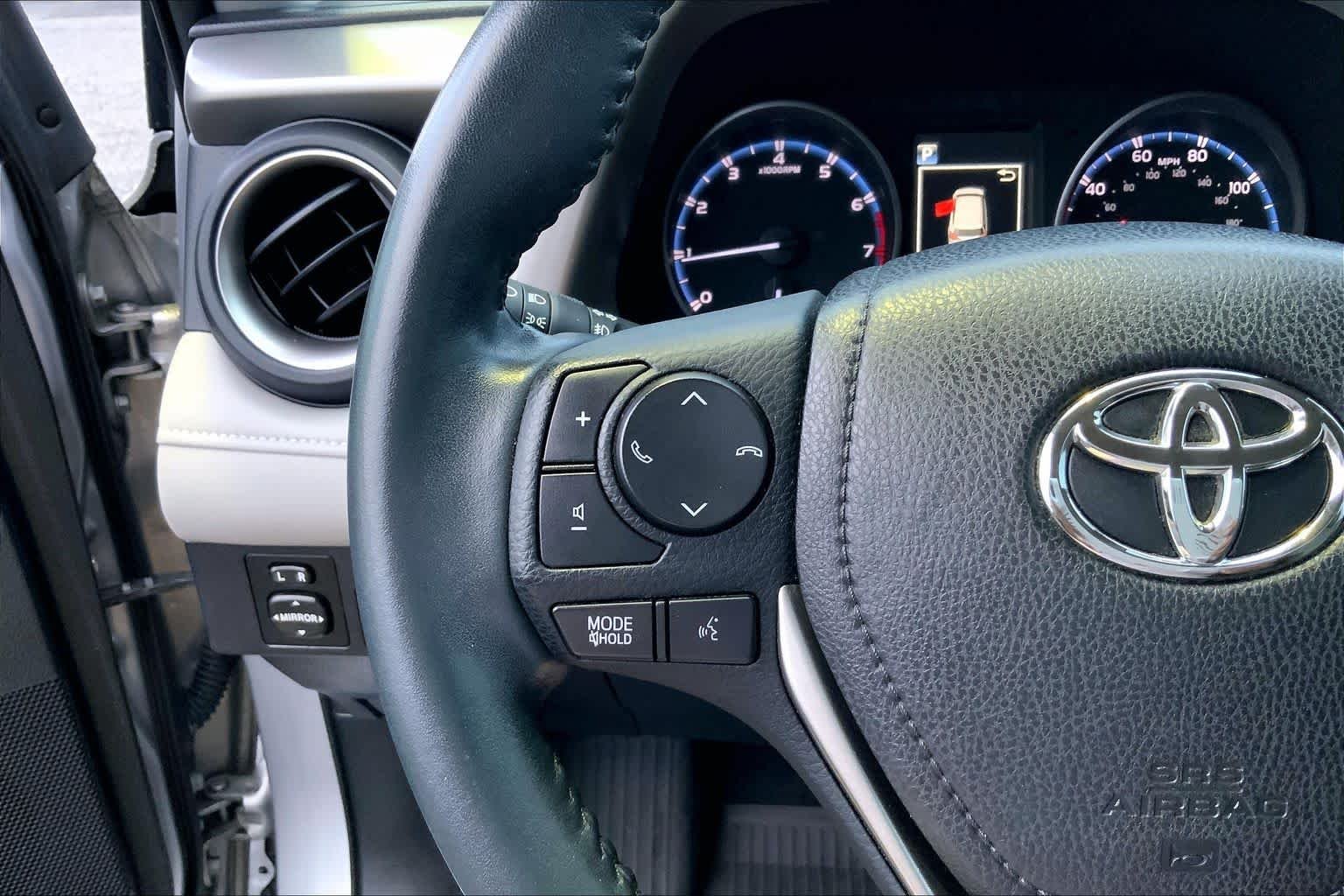 Used 2017 Silver Sky Metallic Toyota XLE image 21