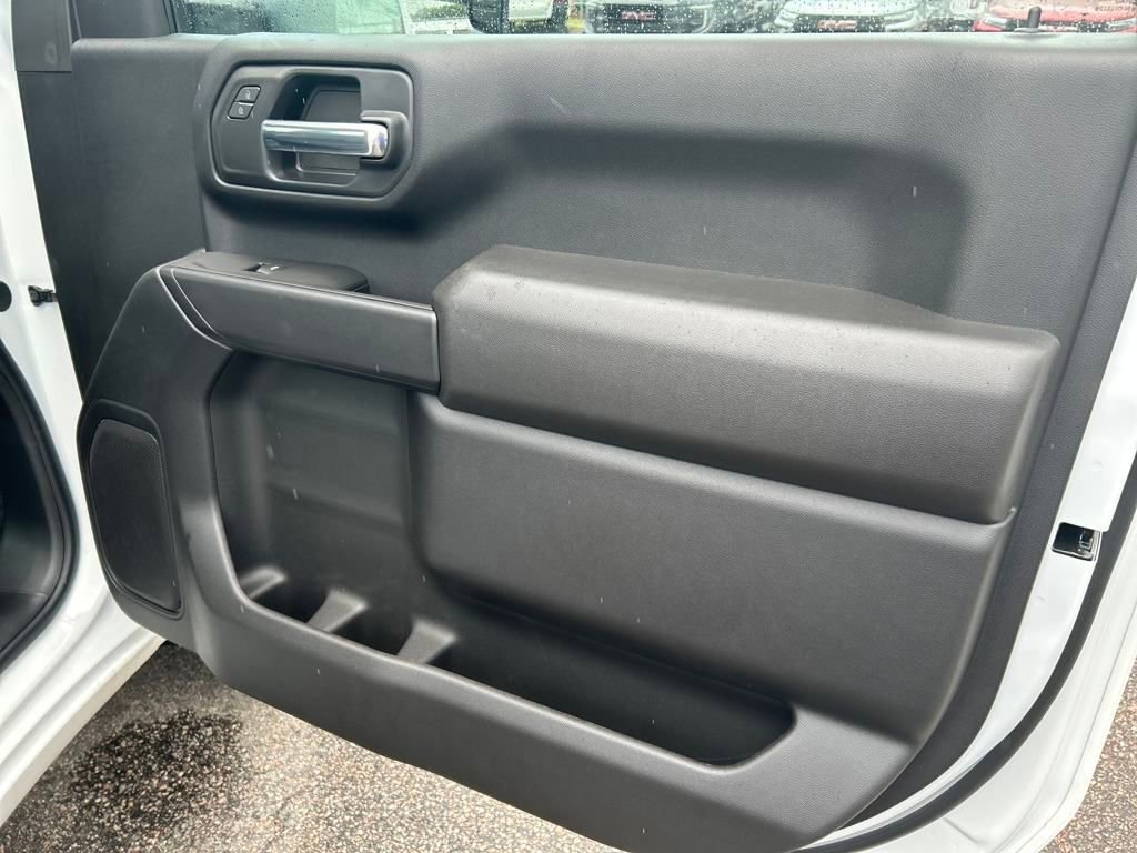 2025 GMC Sierra 2500HD Pro - Photo 27