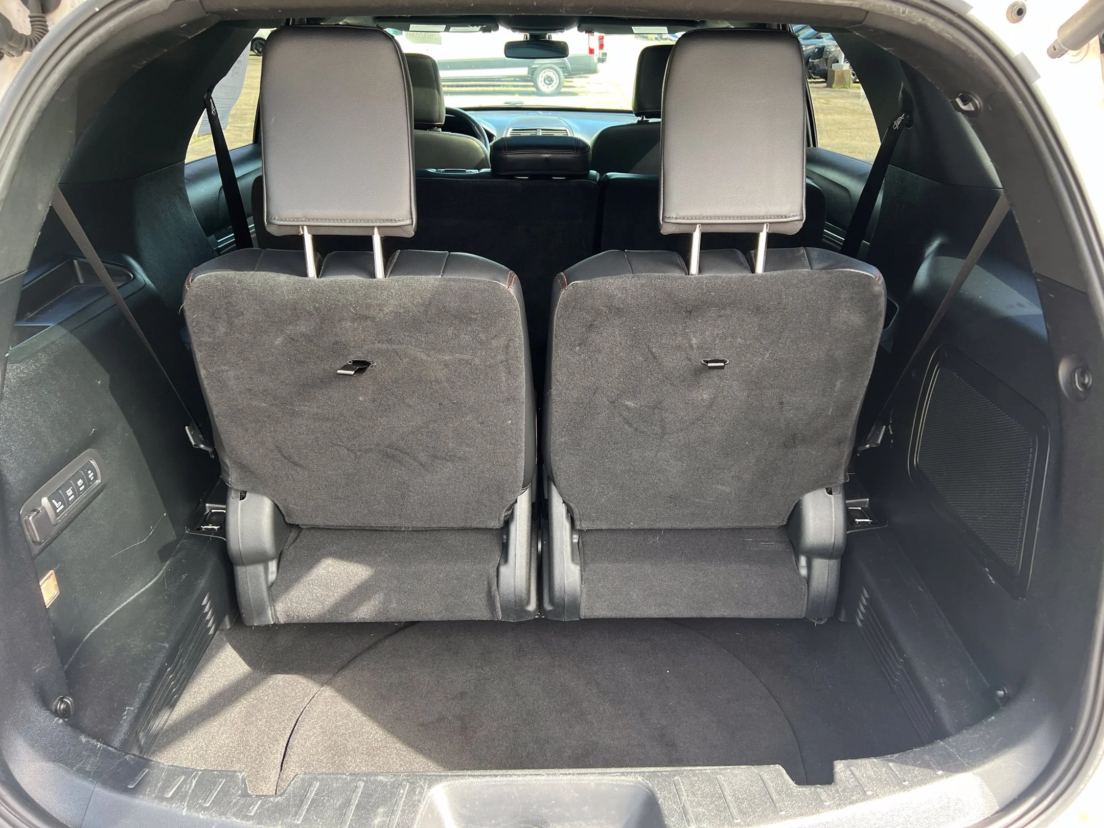 Used 2019 White Ford Sport image 32