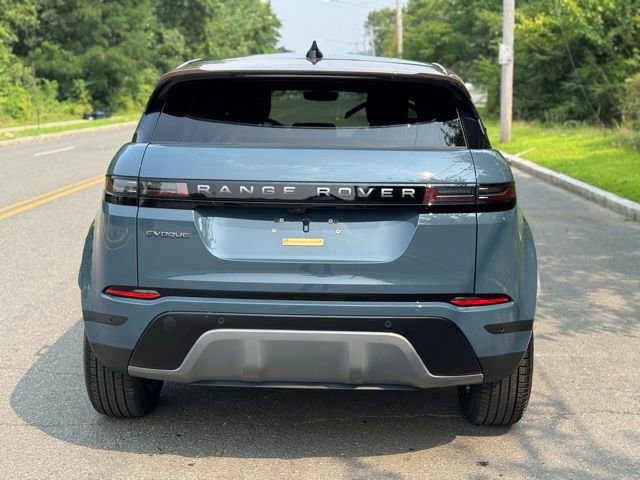 New 2026 Tribeca Blue Land Rover S image 4