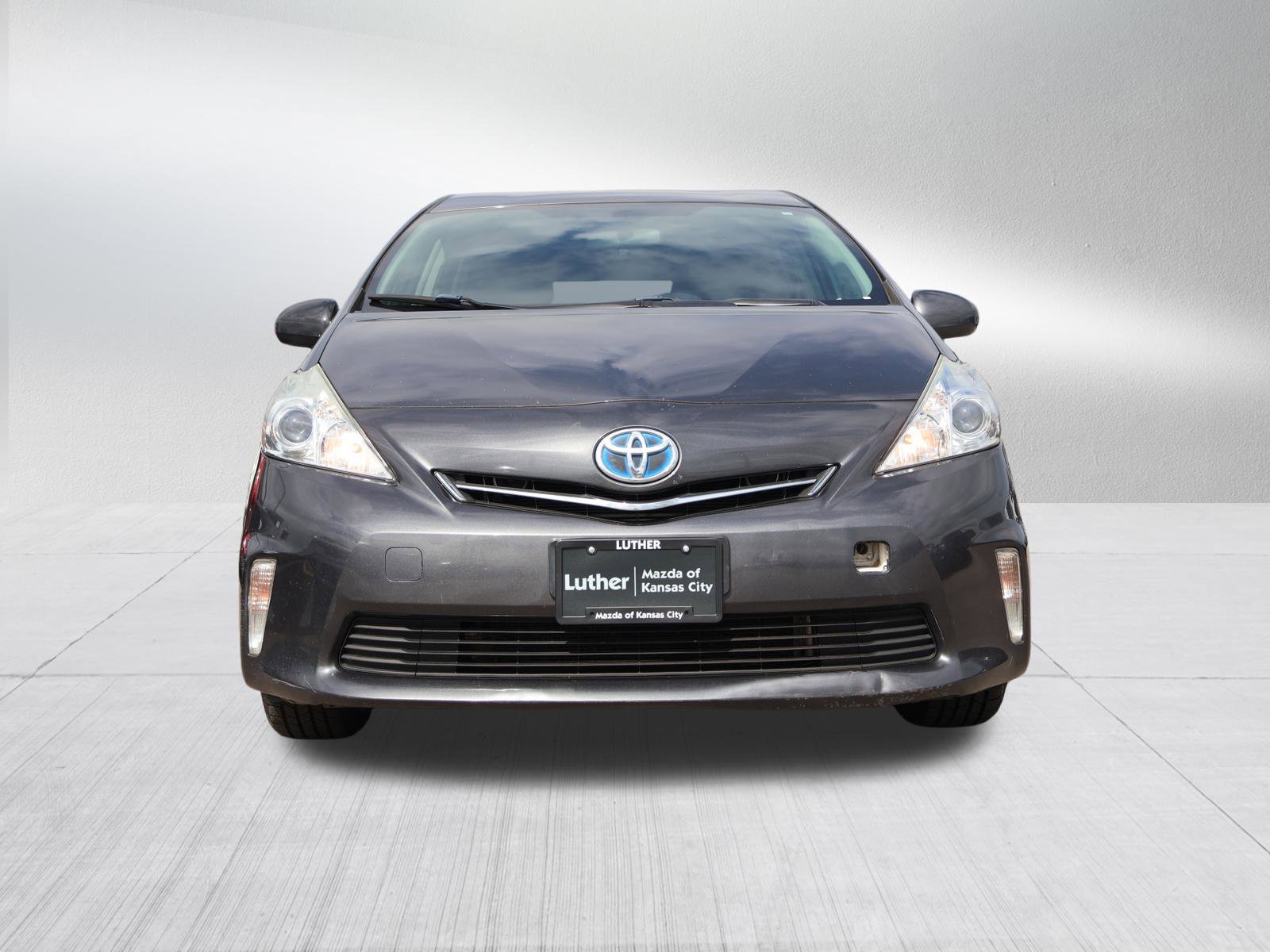 Used 2014 Toyota Prius v Five with VIN JTDZN3EU1EJ014092 for sale in Kansas City
