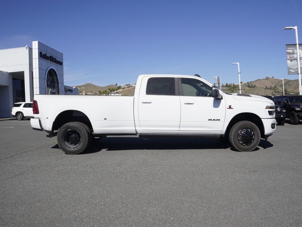 New 2026 Bright White Clear-Coat Exterior Paint RAM Laramie image 2