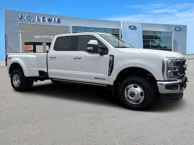 2026 Ford F-350SD Lariat