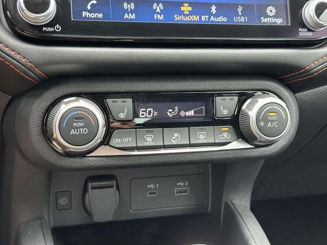 2025 Nissan Versa Sedan SR - Photo 21