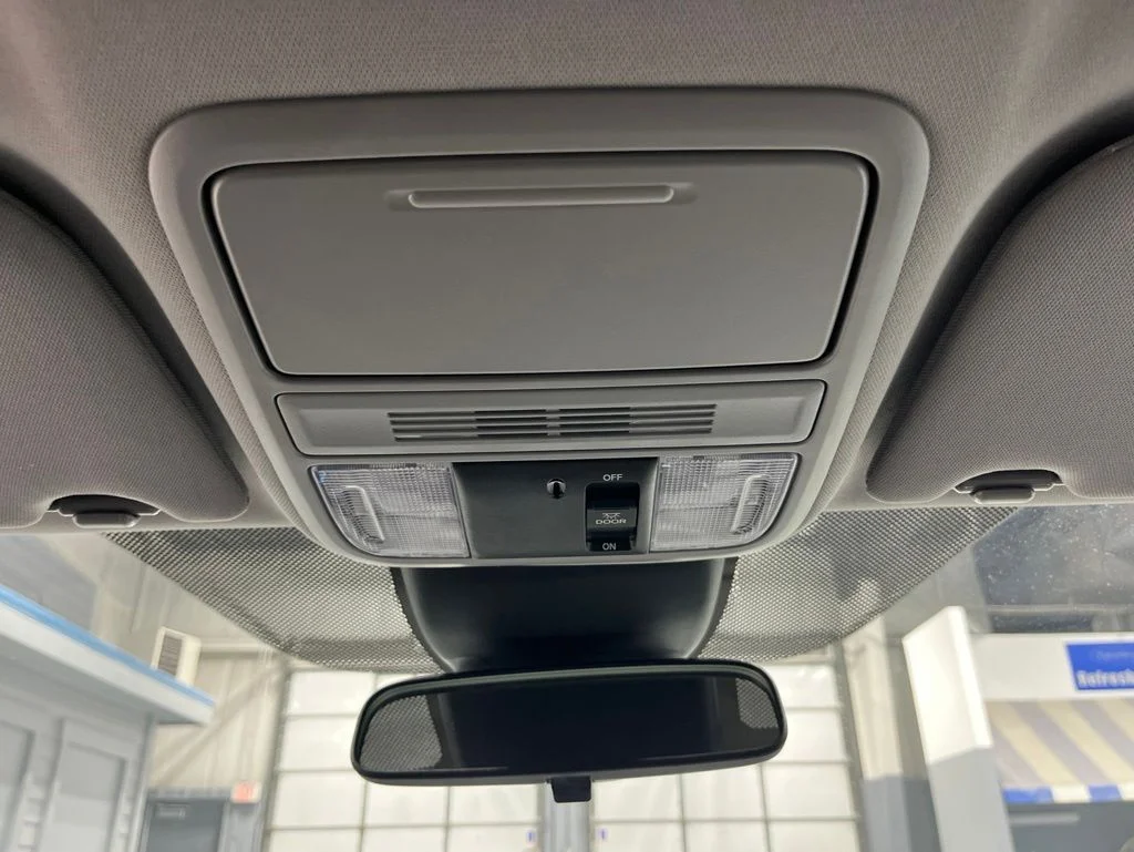 2024 Honda Odyssey EX - Photo 33